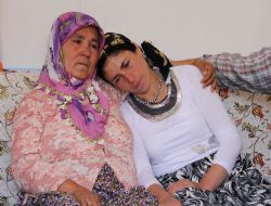 Ağıtlar yürek dağladı